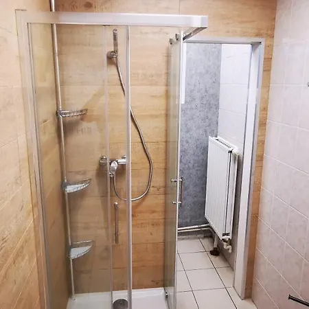 Powstaniec Wola - Private Auberge de jeunesse Varsovie