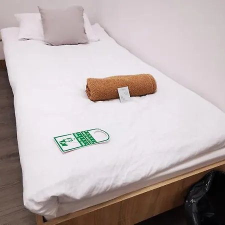 Auberge de jeunesse Powstaniec Wola - Private