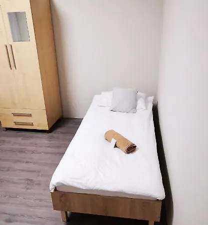 Powstaniec Wola - Private Auberge de jeunesse Varsovie