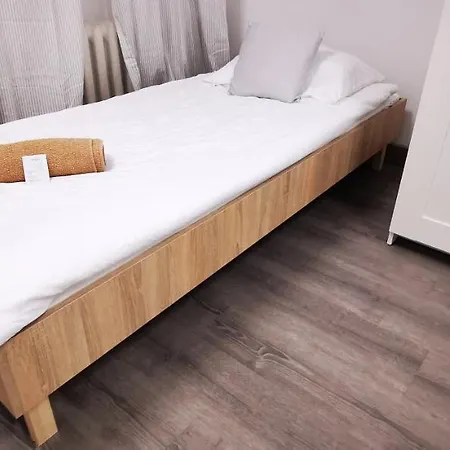 Powstaniec Wola - Private Auberge de jeunesse Varsovie