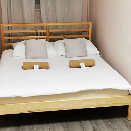 Powstaniec Wola - Private Auberge de jeunesse