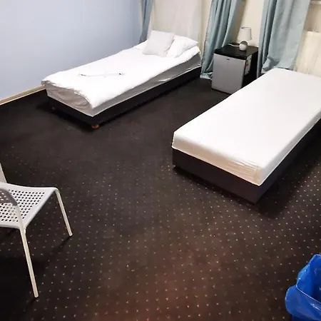 Auberge de jeunesse Powstaniec Wola - Private Varsovie