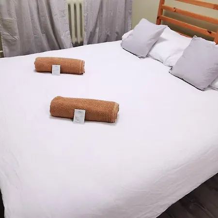 Powstaniec Wola - Private Auberge de jeunesse